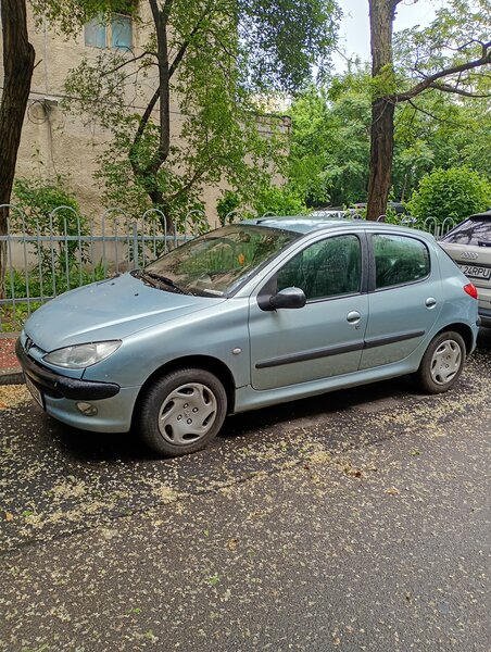 Peugeot 206